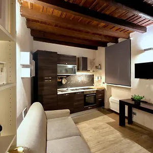 https://grazioso-monolocale-nel-cuore-di-brera.it-lombardy.com