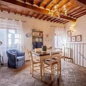 Apartment La Soffitta Della Nonna Nanna, Pitigliano